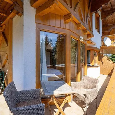 Apartment Fink, Haus Martin